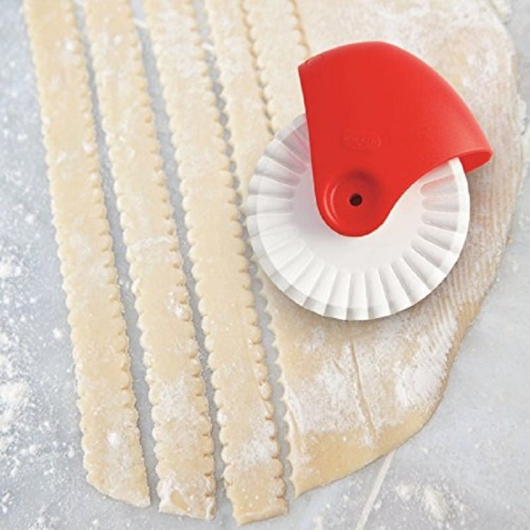 Baking Tools Pasta Cutting Wheel Hemming Wheel Manual Noodle Cutter Roller Knife Creative Kitchen Gadgets(Point Cut) - Image 4